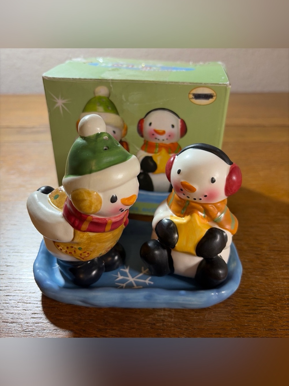 Snowman Salt and Pepper Shakers with Tray
